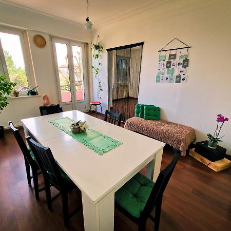 Beautiful Aparment Next To The Border 4 Room 圣路易 外观 照片