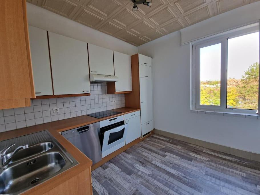 Beautiful Aparment Next To The Border 4 Room 圣路易 外观 照片